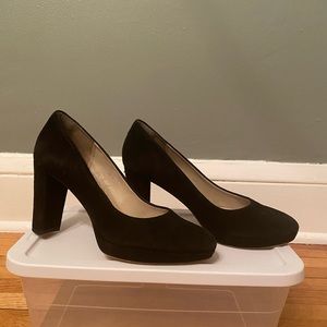 Clarks Narrative Black Suede Pumps (size 8)